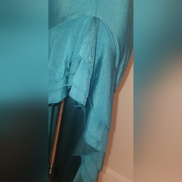 Elegant Teal High-Low Dress - Picture 8 of 10